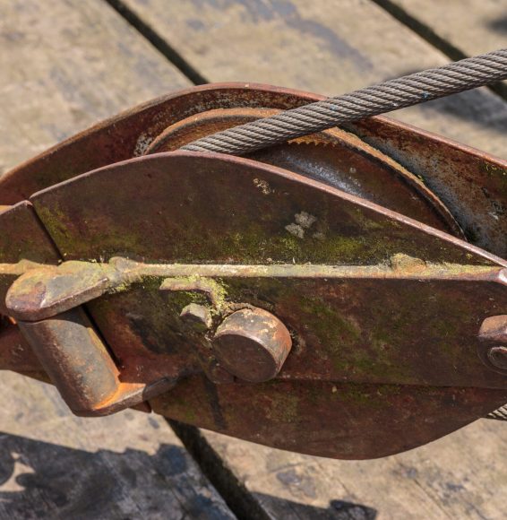 premium-quality industrial pulleys
